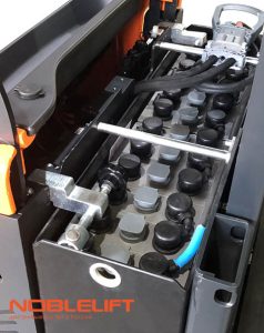 566537010000 - купить аккумулятор тяговый 24В/465Ач для подборщиков заказов Noblelift OLE200, OPL12N, OPL25N, OPL20SF и электротягачей T30N, T50N