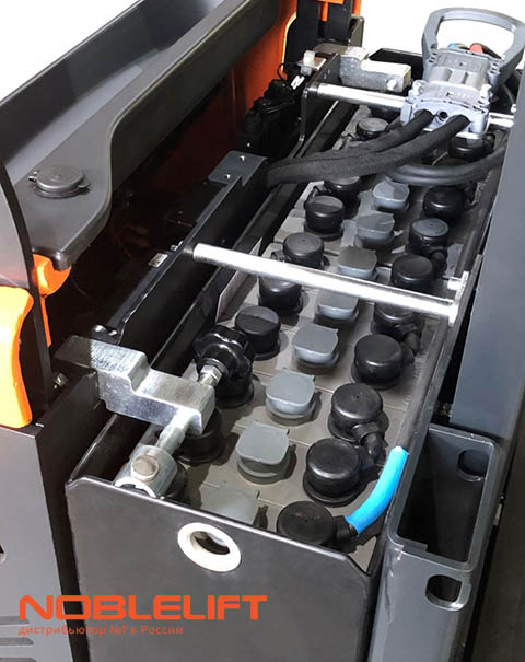 566537010000 - купить аккумулятор тяговый 24В/465Ач для подборщиков заказов Noblelift OLE200, OPL12N, OPL25N, OPL20SF и электротягачей T30N, T50N