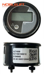 Купить 921100100012 - дисплей индикатор моточасов и уровня заряда батареи для электрических штабелеров Noblelift PS16L, PS20L, PS12N, PS16N, PS20N, PS12DL, PS12TSL, PS16TSL, PS18TSL, PS12CB, PS16CB, PS18CB, тележек PT20I, PT20D, PT16L, PT25L. Вес 0,08 кг.