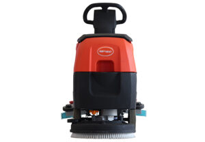 Поломоечную машину NB460 Noblelift купить у изготовителя - новая малогабаритная толкаемая ручная поломоечная машина для влажной уборки полов различных по назначению помещений, складов, теплых парковок