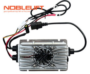 Купить 921000100055 - зарядное устройство 24В/12Ач для свинцово-кислотных батарей, устанавливаемых на самоходные штабелеры Noblelift PSE12BSL, PSE12NSL, PSE12BMSL, PSE12NMSL, PSE12BD, PSE12ND, PSE12NSC, PSE12BM, PSE12NM, PSE12B, PSE12N, PSE12NMD, PSE12BMD и подборщик заказов OPH01E. Вес 1,73 кг.