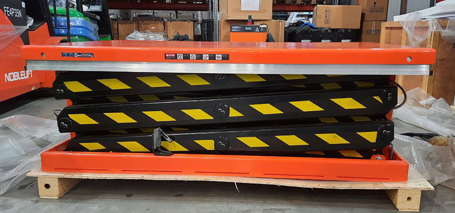 Подъемник грузовой Noblelift YLFB Серии - стационарные подъемные столы с подъёмной платформой 1700×1000 мм YLF1000B и YLF2000B для вертикального перемещения различных типов грузов на заданную высоту грузоподъемностью 1 тонна, 2 тонны