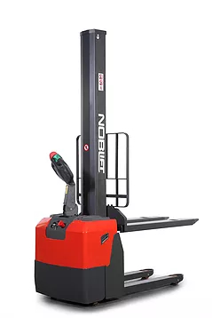 Самоходные электрические штабелеры (электроштабелеры) PS 10M от дистрибьютора Noblelift купить. PS 10M - самоходный штабелер с мономачтой г/п 1000 кг, подъем до 2000 мм. Необслуживаемые батареи, встроенное з/у. PS 10M SL - с широкими опорными вилами